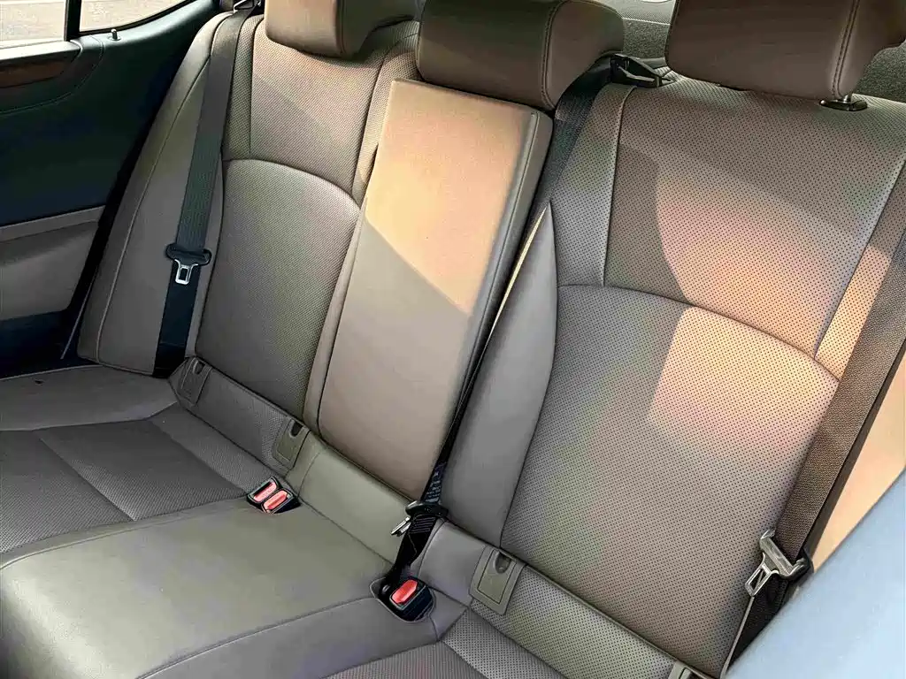 Lexus ES 2024 — фото 13