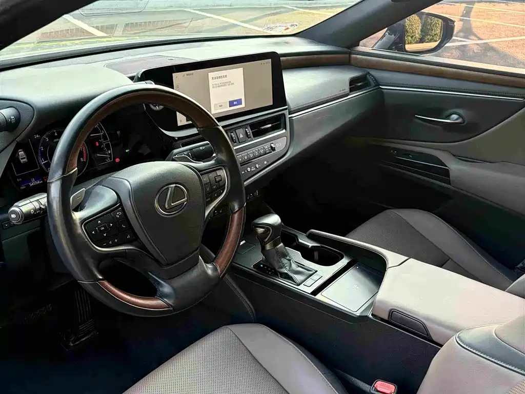 Lexus ES 2024 — фото 15