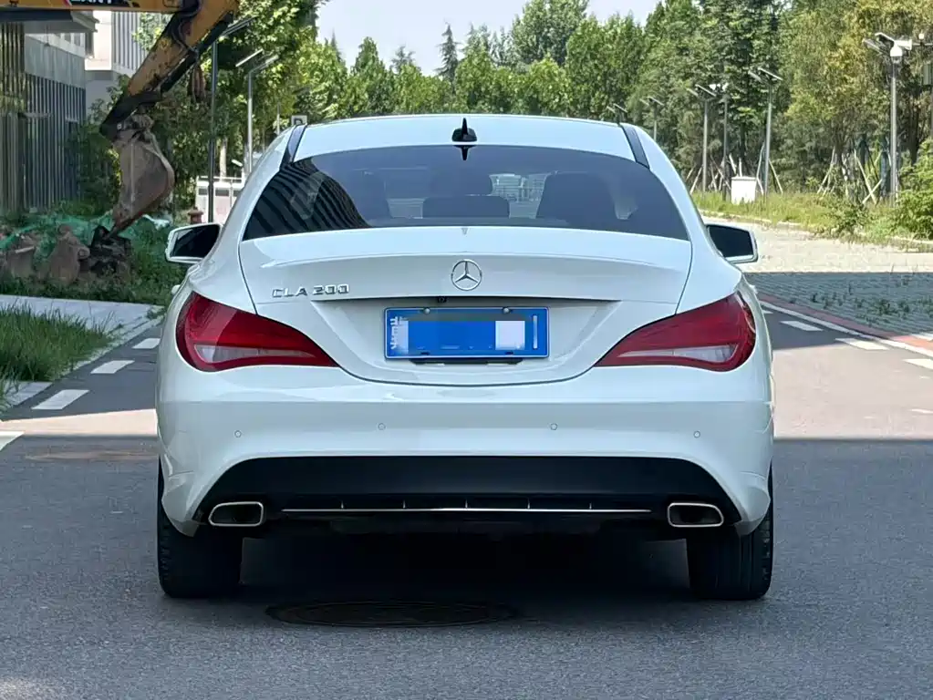 Mercedes-Benz CLA 2015