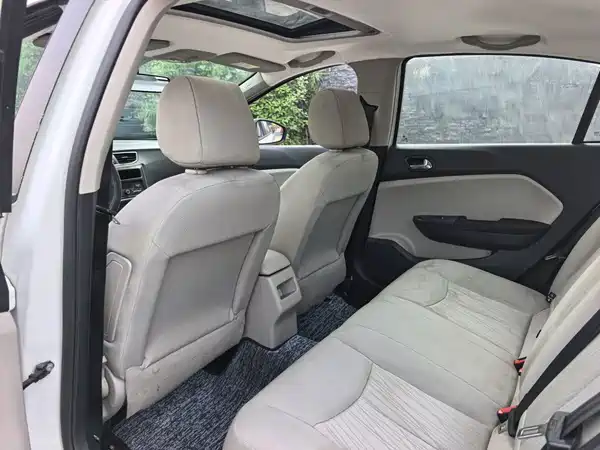 Dongfeng Fengshen L60 2018