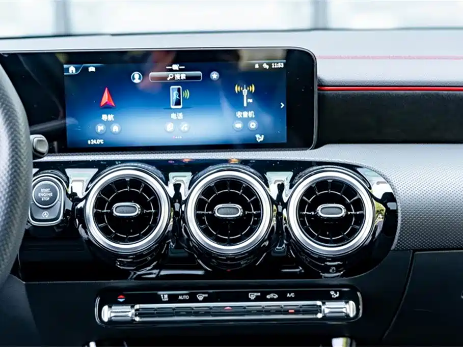 Mercedes-Benz CLA 2025 — фото 14