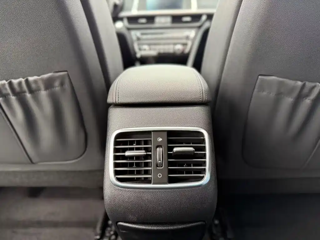 Kia K5 New Energy 2019 — фото 26