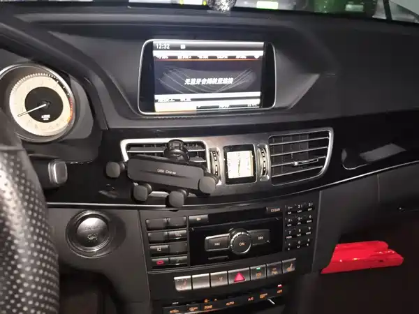 Mercedes-Benz E-Class 2015