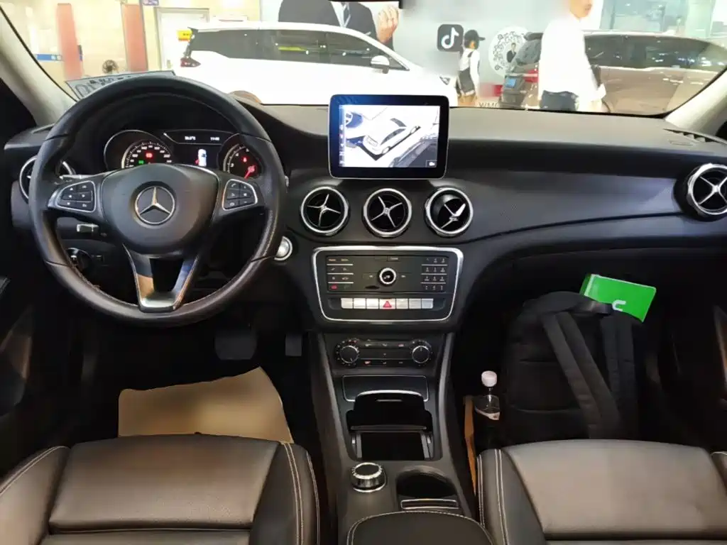 Mercedes-Benz GLA 2019 — фото 10