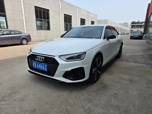 Audi A4L 2025
