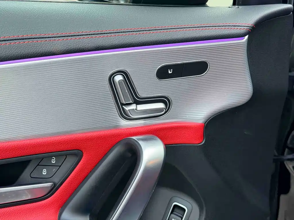 Mercedes-Benz A-Class AMG 2020 — фото 15