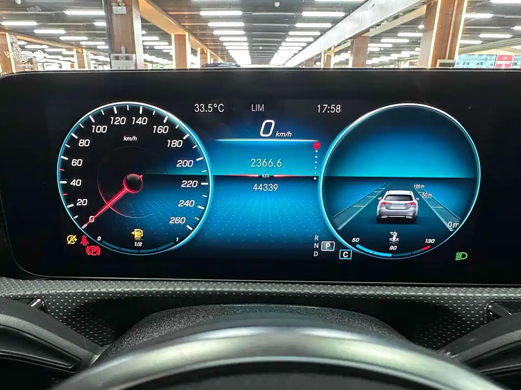 Mercedes-Benz A-Class 2021 — фото 5