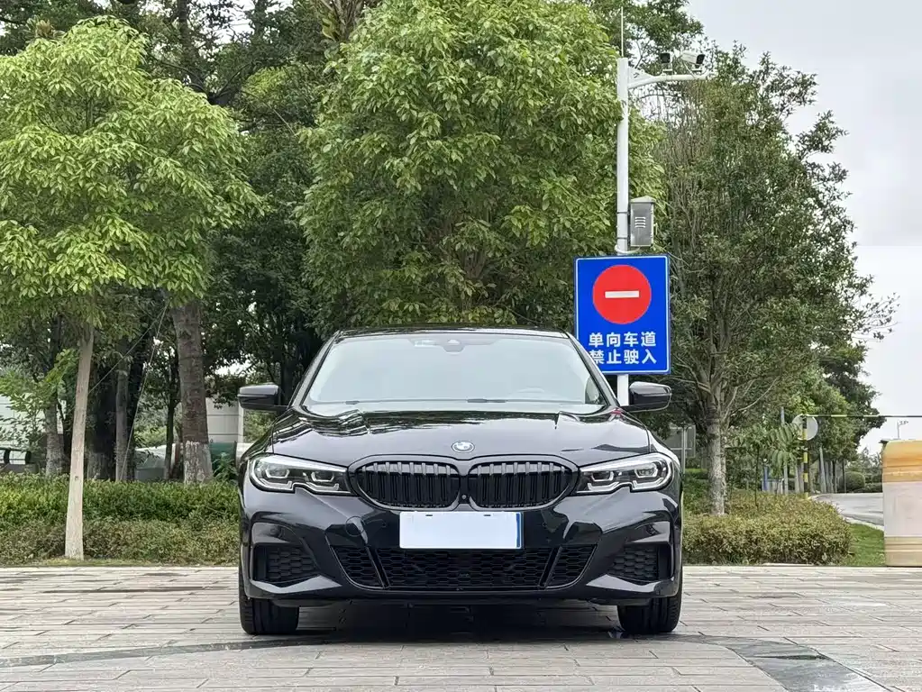 BMW 3 Series 2020