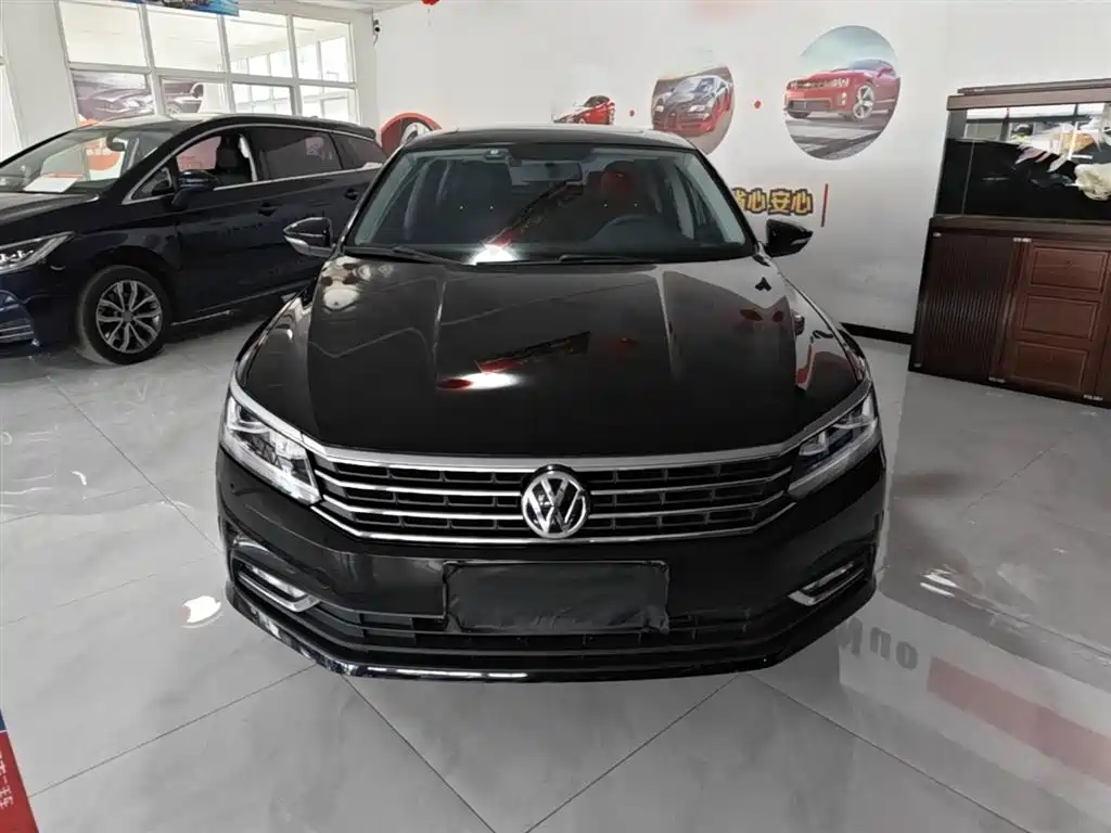 Volkswagen Passat 2018 — фото 3