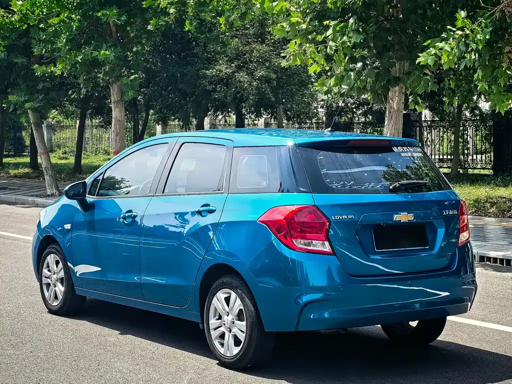 Chevrolet Lova RV 2017