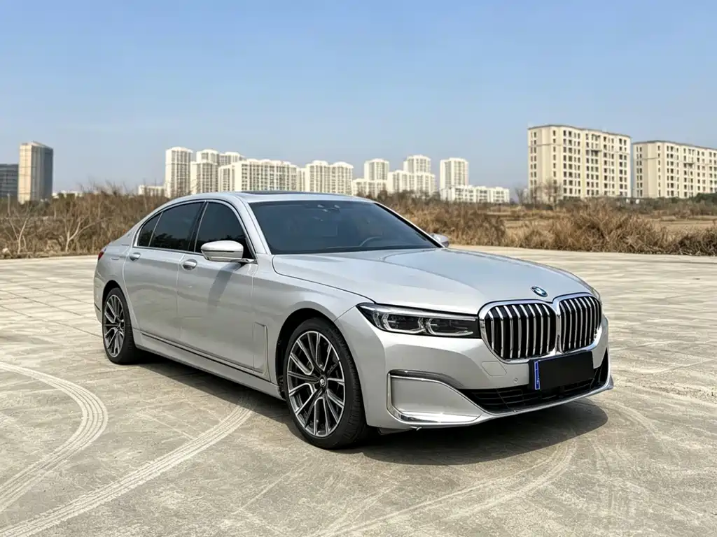BMW 7 Series 2015 — фото 3