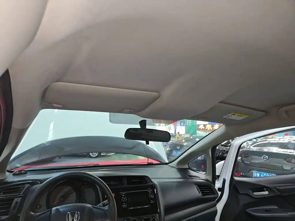 Honda Fit 2016 — фото 18