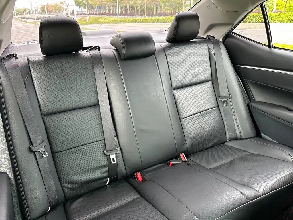 Toyota Corolla 2019 — фото 18
