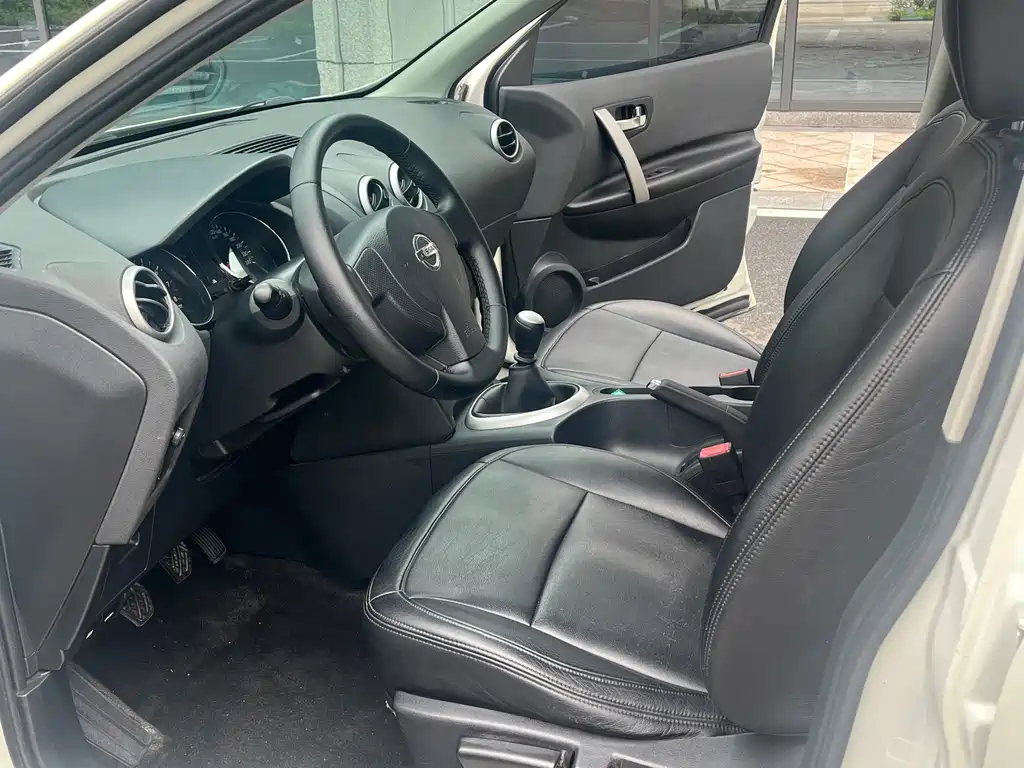 Nissan Qashqai 2015 — фото 8
