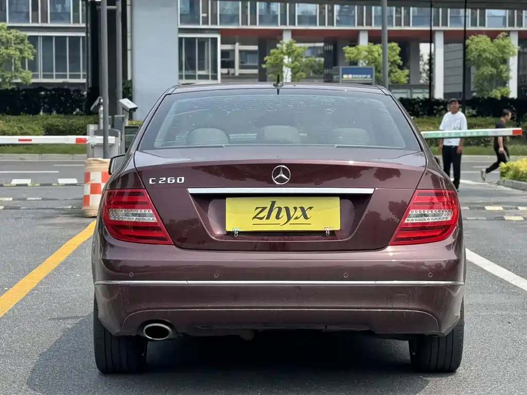 Mercedes-Benz C-Class 2013