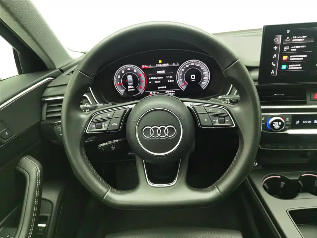 Audi A4L 2022 — фото 11