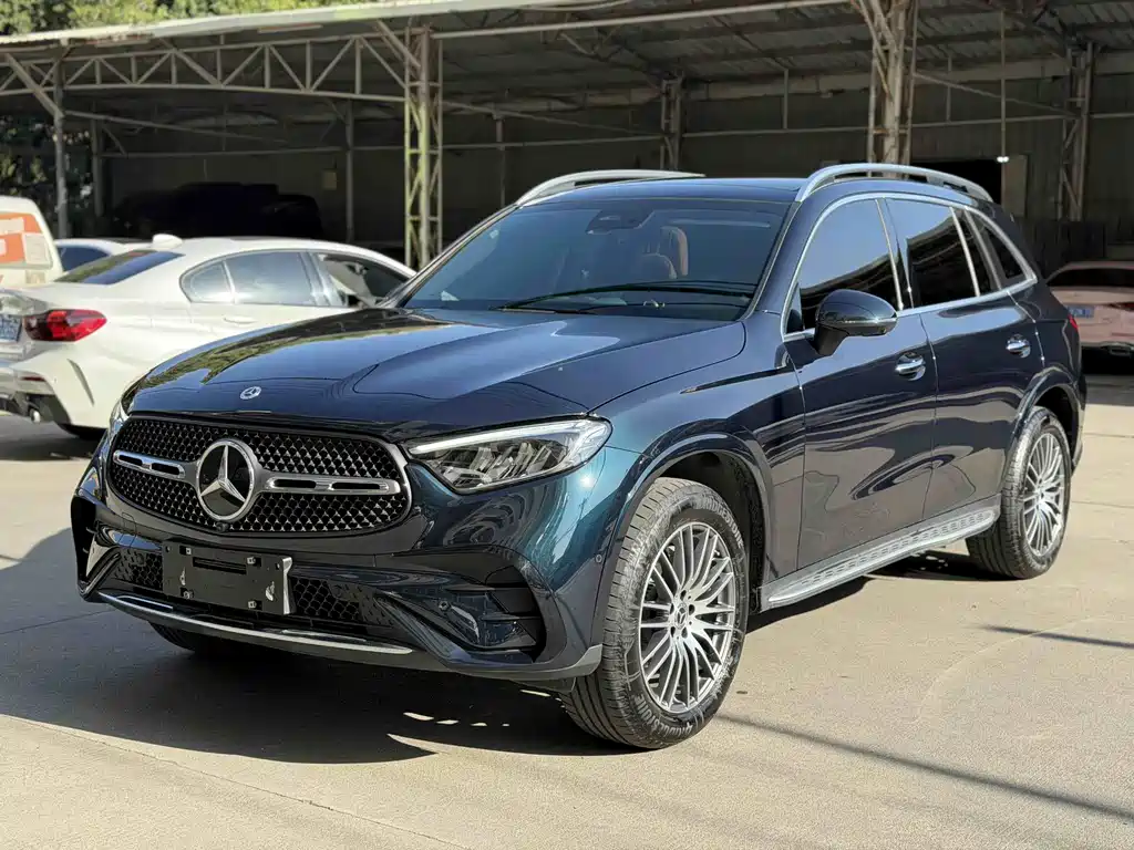 Mercedes-Benz GLC 2025 — фото 1