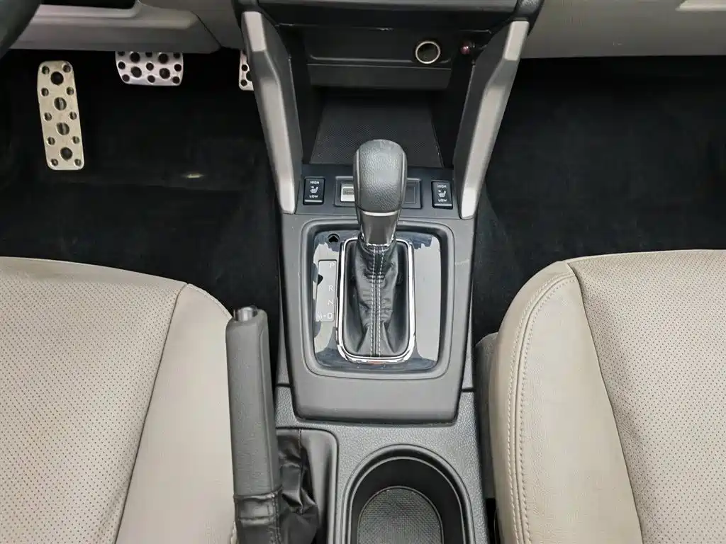 Subaru Forester 2014 — фото 13