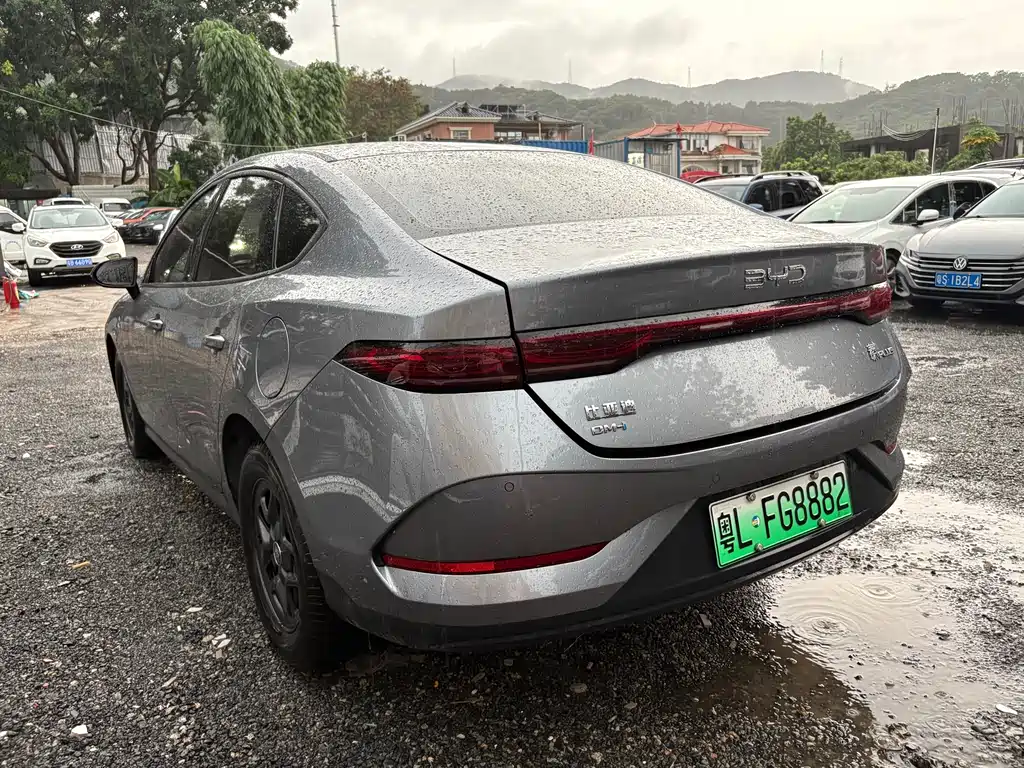 BYD Qin PLUS 2025 — фото 12