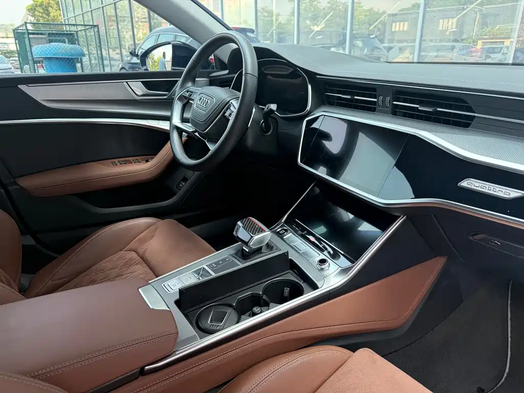 Audi A7L 2025 — фото 15