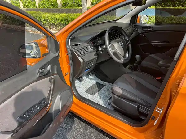 Baojun 310 2016