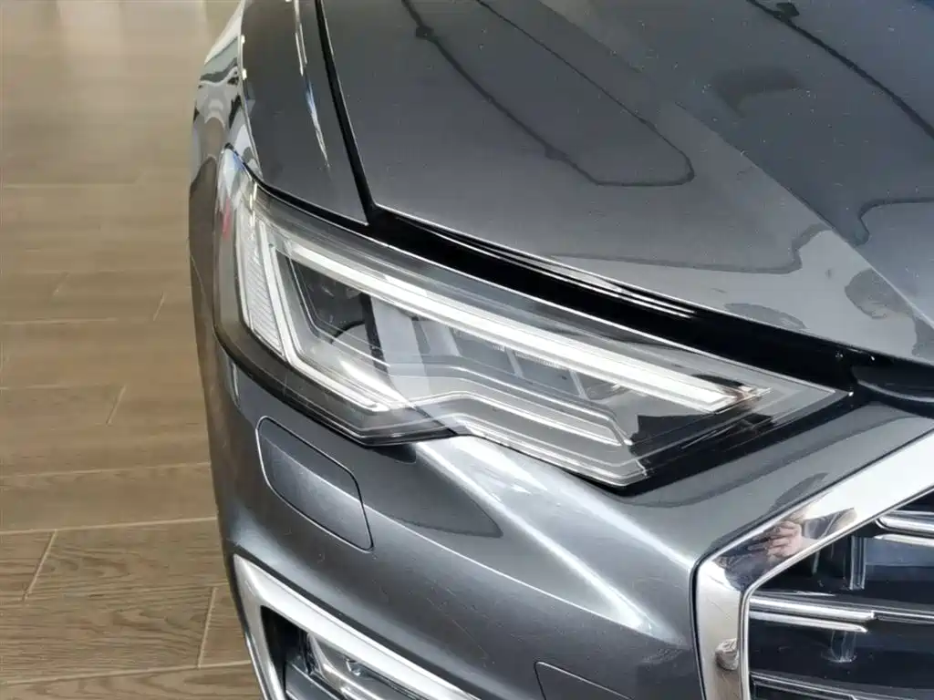 Audi A6L 2023 — фото 13