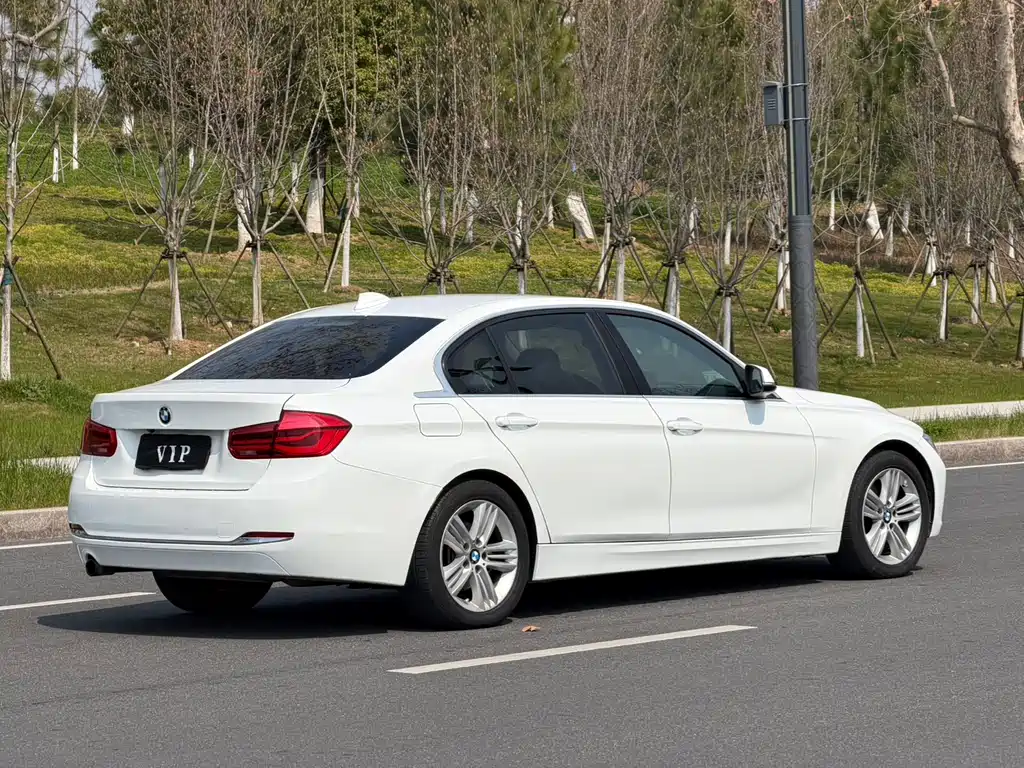 BMW 3 Series 2016 — фото 4