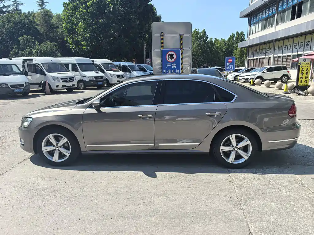 Volkswagen Passat 2014