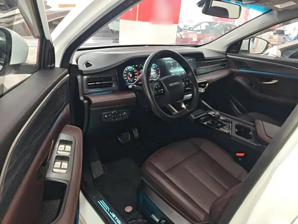 Jetour X90 PLUS 2024 — фото 16
