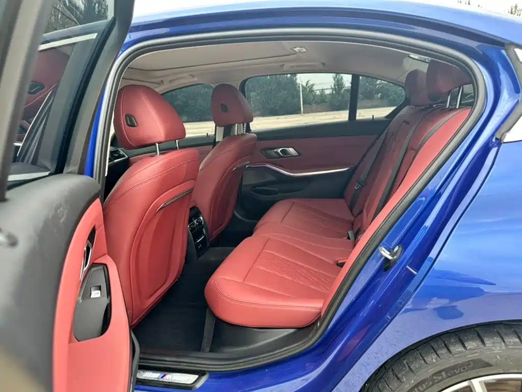 BMW 3 Series 2023 — фото 16