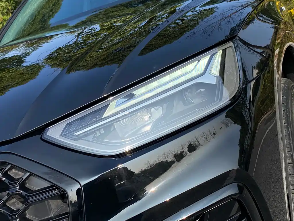 Audi Q5L 2023 — фото 10