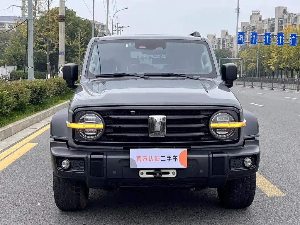 Tank 300 2021