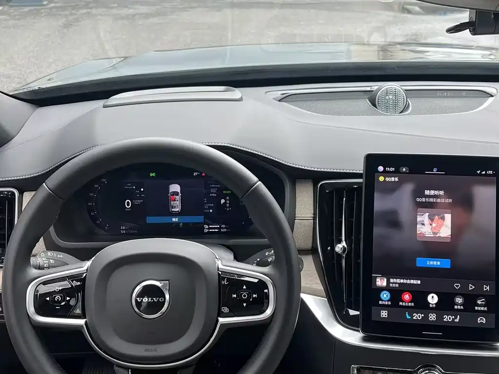 Volvo XC90 PHEV 2025 — фото 10