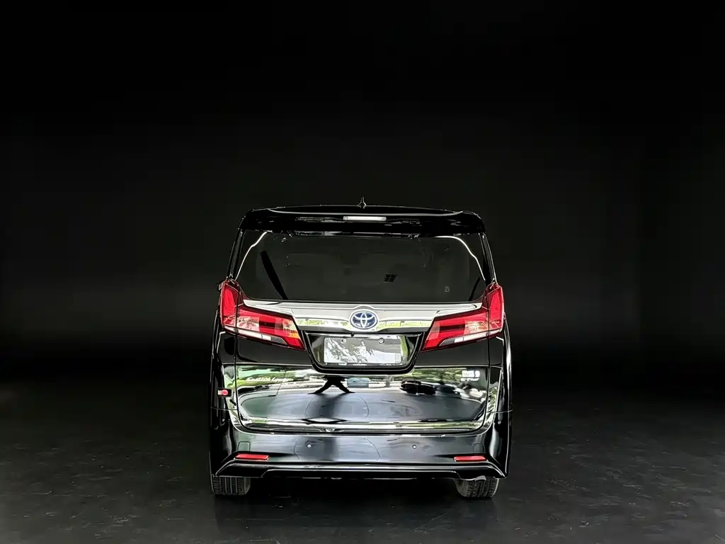 Toyota Alphard 2021 — фото 8
