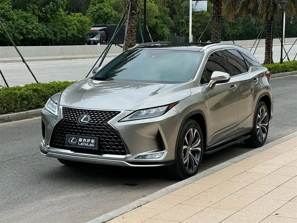 Lexus RX 2021