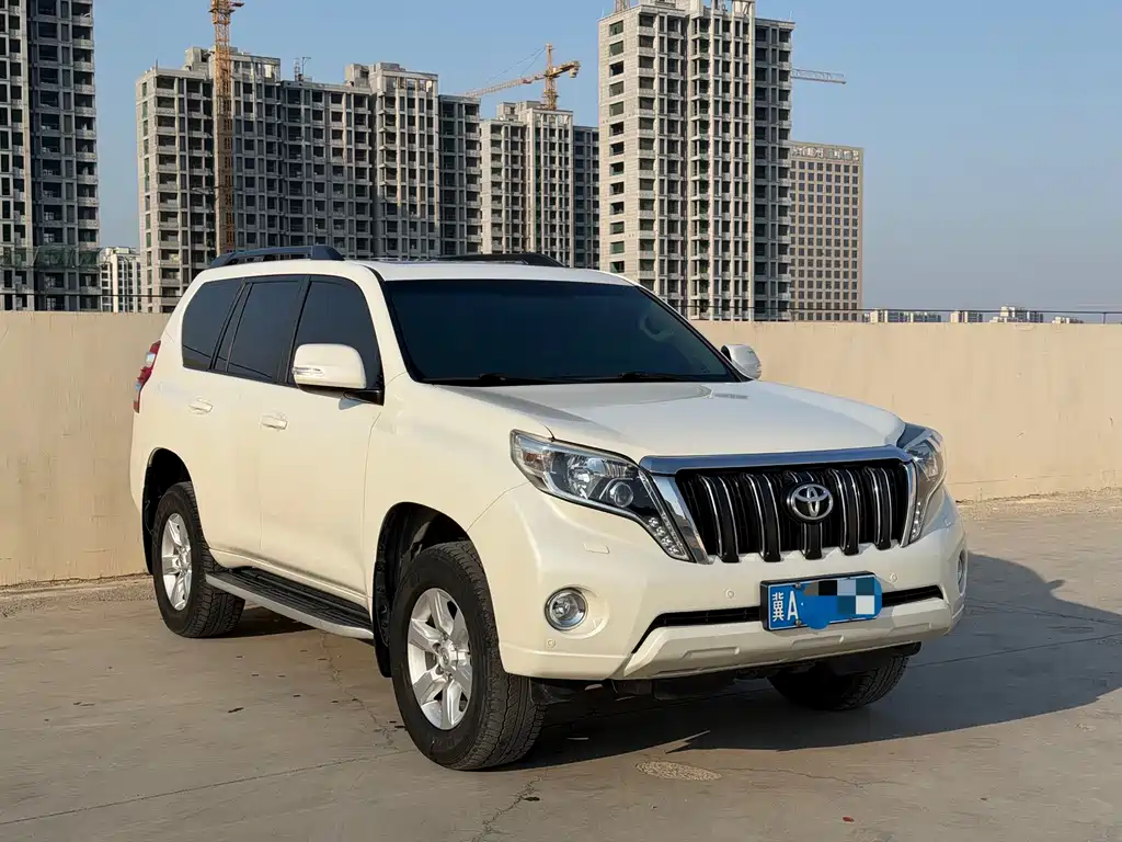 Toyota Prado 2016 — фото 3