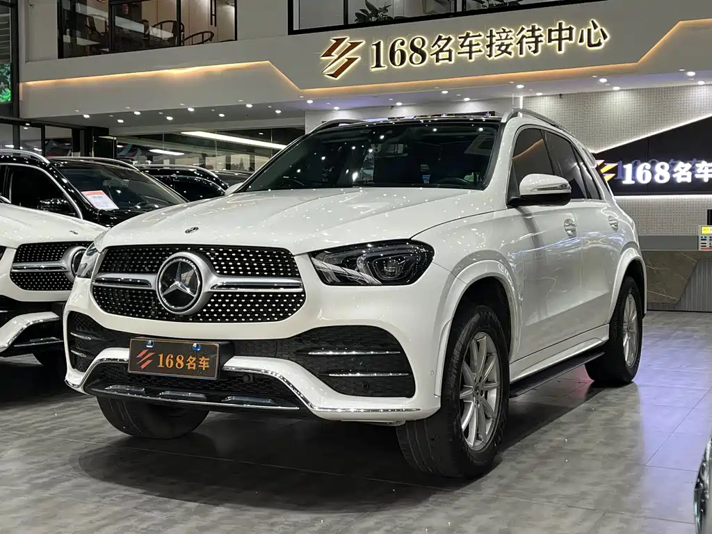 Mercedes-Benz GLE 2020 — фото 1
