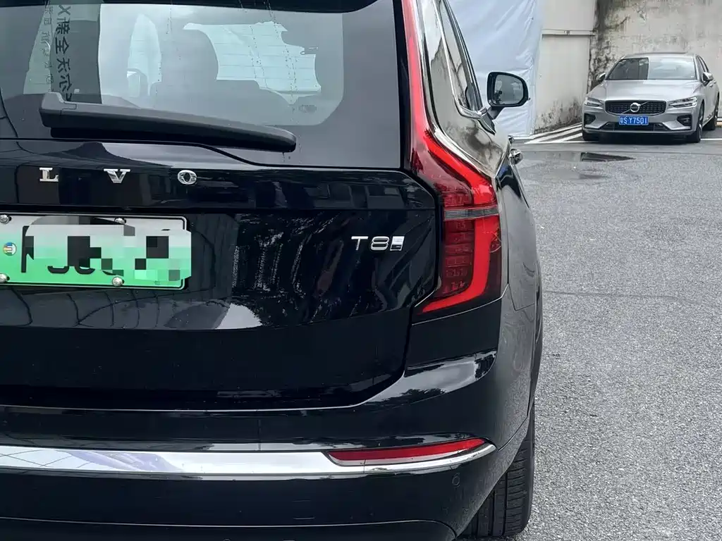 Volvo XC90 PHEV 2025 — фото 8