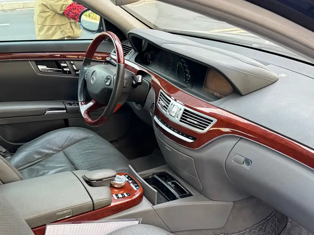 Mercedes-Benz S-Class 2006 — фото 14