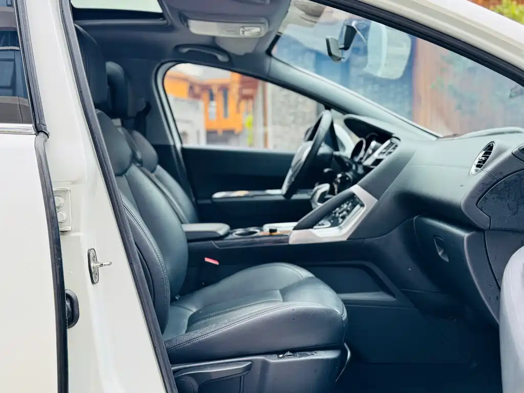 Peugeot 3008 2015 — фото 13