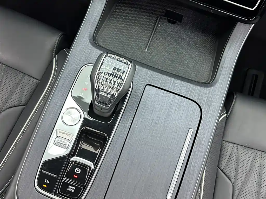 GAC Motor Trumpchi GS8 2024 — фото 14