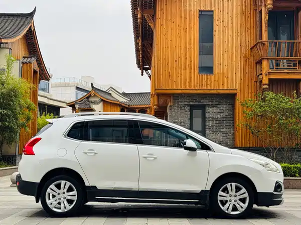 Peugeot 3008 2013