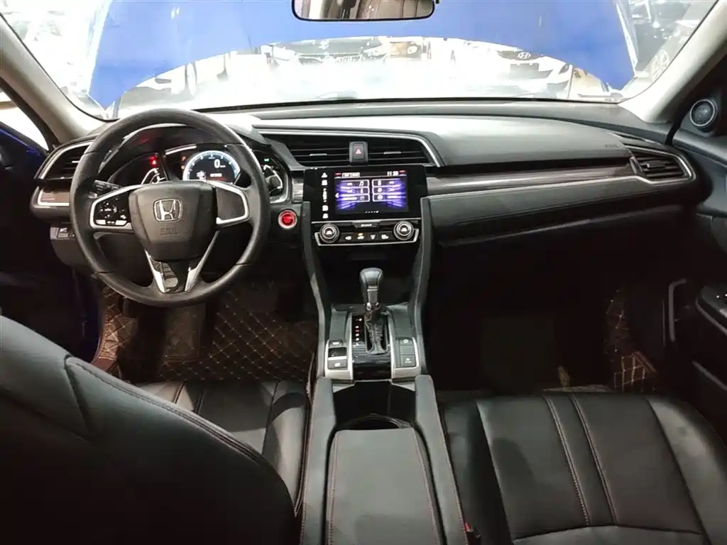 Honda Civic 2020 — фото 10