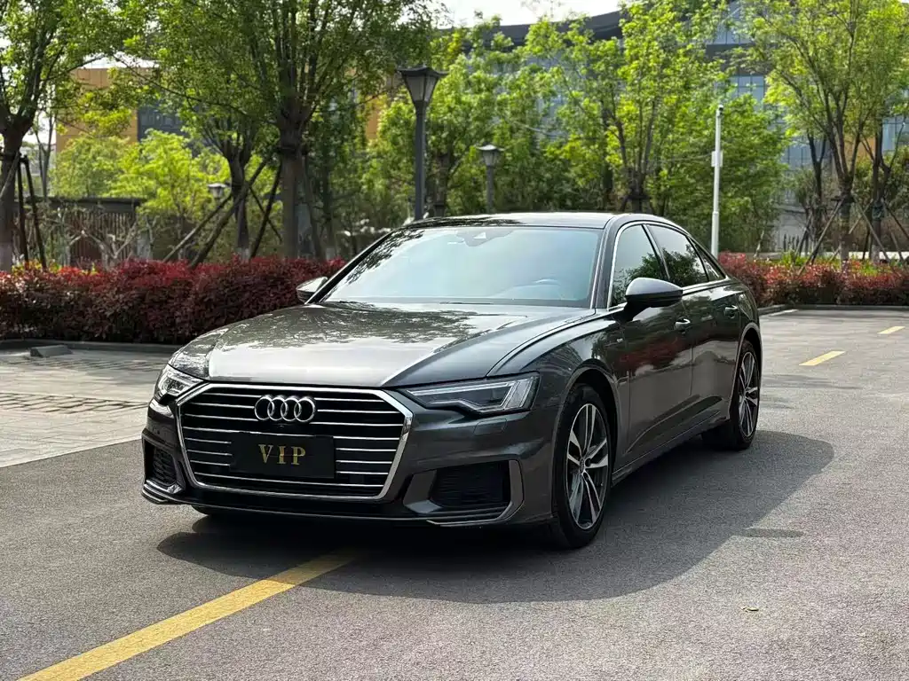 Audi A6L 2021 — фото 1