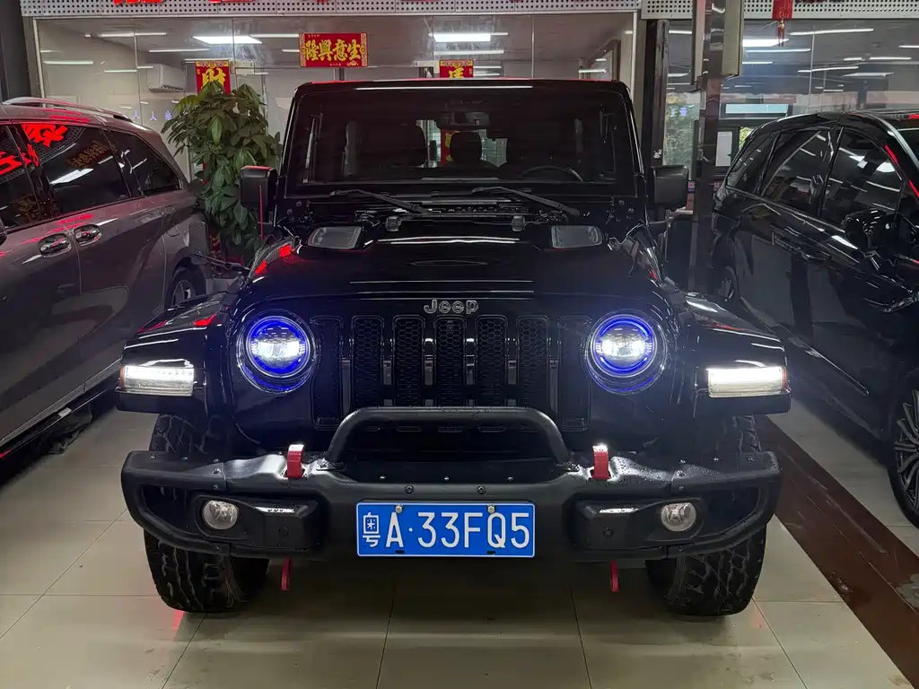 Jeep Wrangler 2018 — фото 8