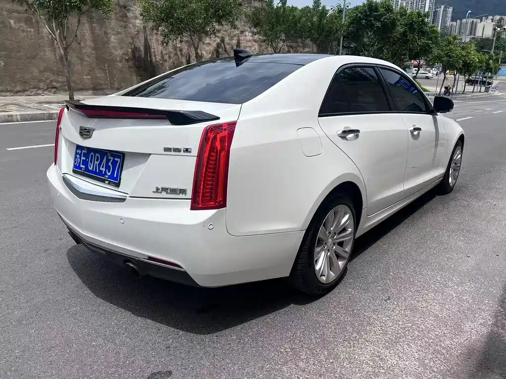 Cadillac ATS-L 2018 — фото 10