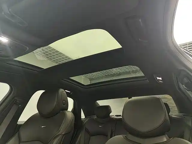 Cadillac CT6 2017 — фото 14