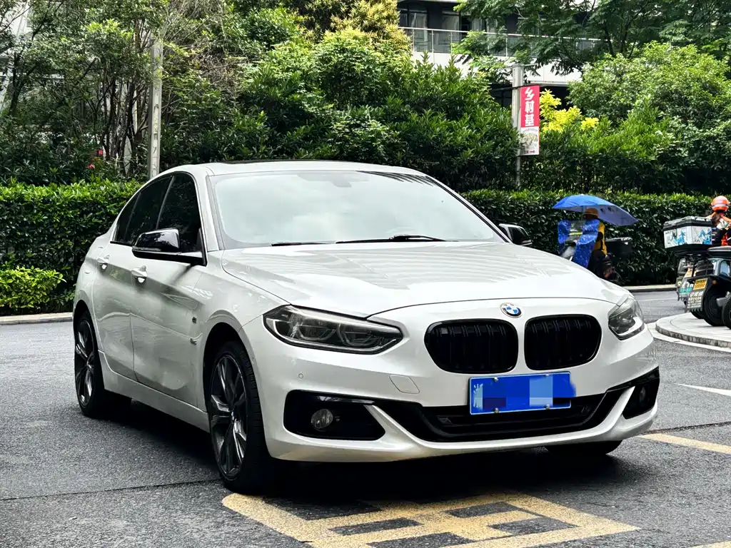 BMW 1 Series 2018 — фото 3