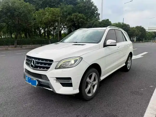 Mercedes-Benz M-Class 2015