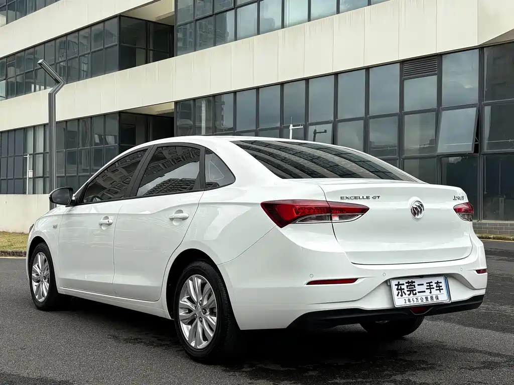 Buick Excelle 2021 — фото 11